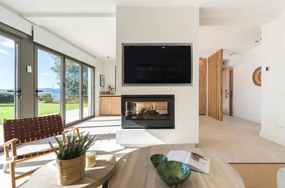 Casa Rural Acogedora Y Con Estilo マラガ ヴィラ