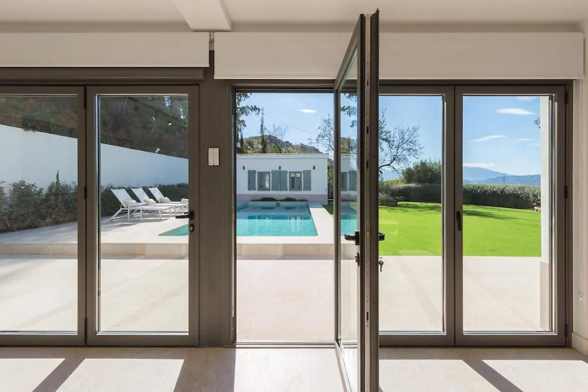 Casa Rural Acogedora Y Con Estilo マラガ 0*,  スペイン